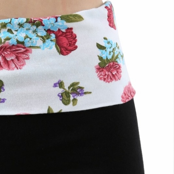 Black Floral Fold Over Stretch Yoga Pants Leggings - Picture 7 of 8